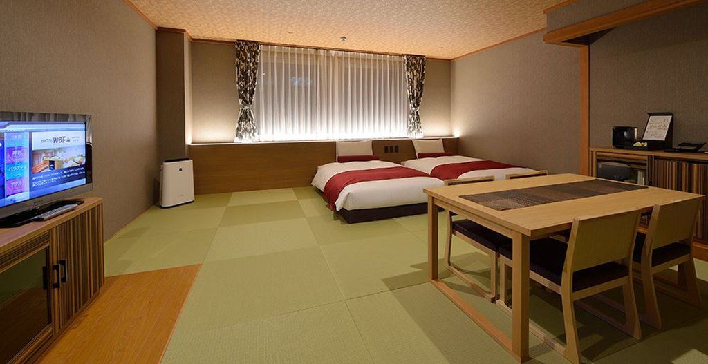 Hotel Wbf Sapporo Odori Exterior photo